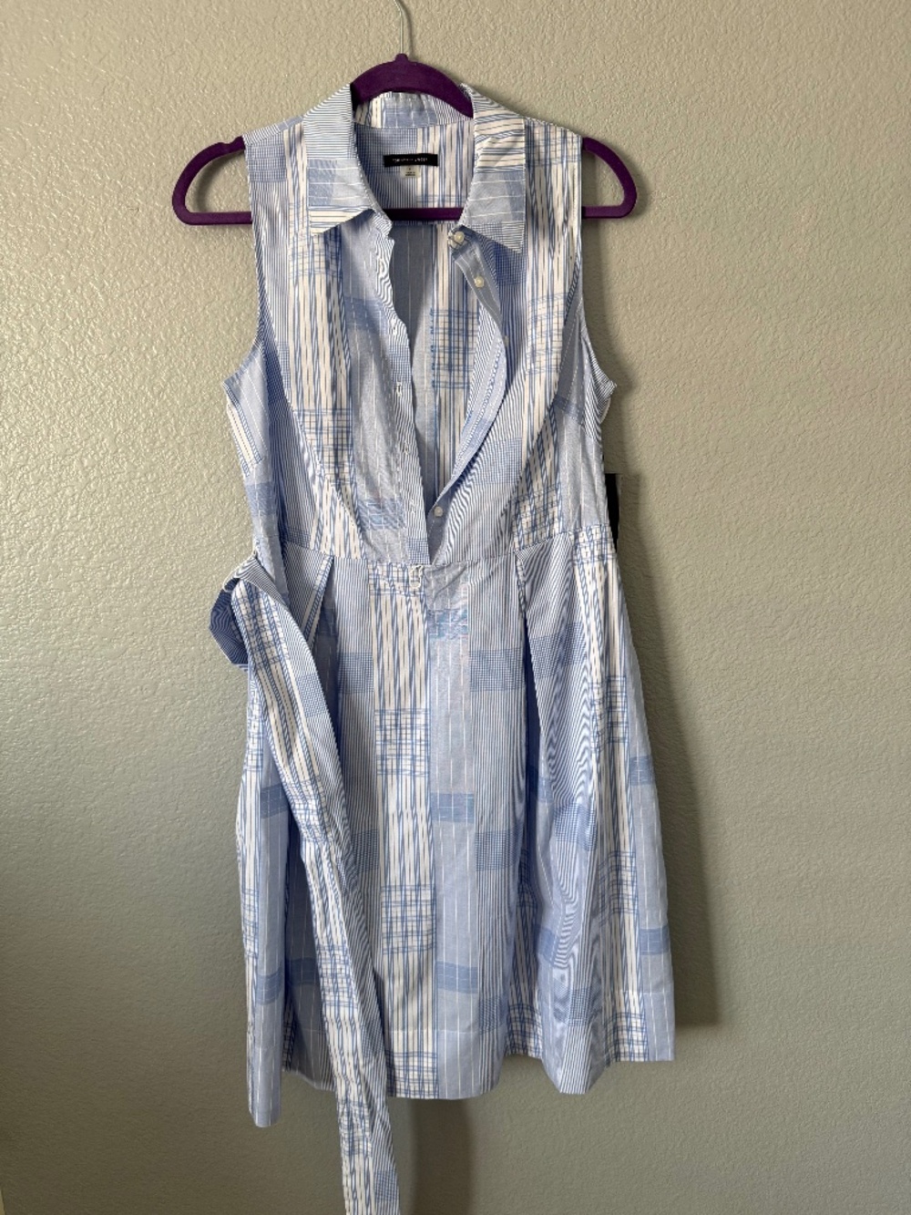 NWT Tommy Hilfiger Blue and White Patterned Dress Size 8